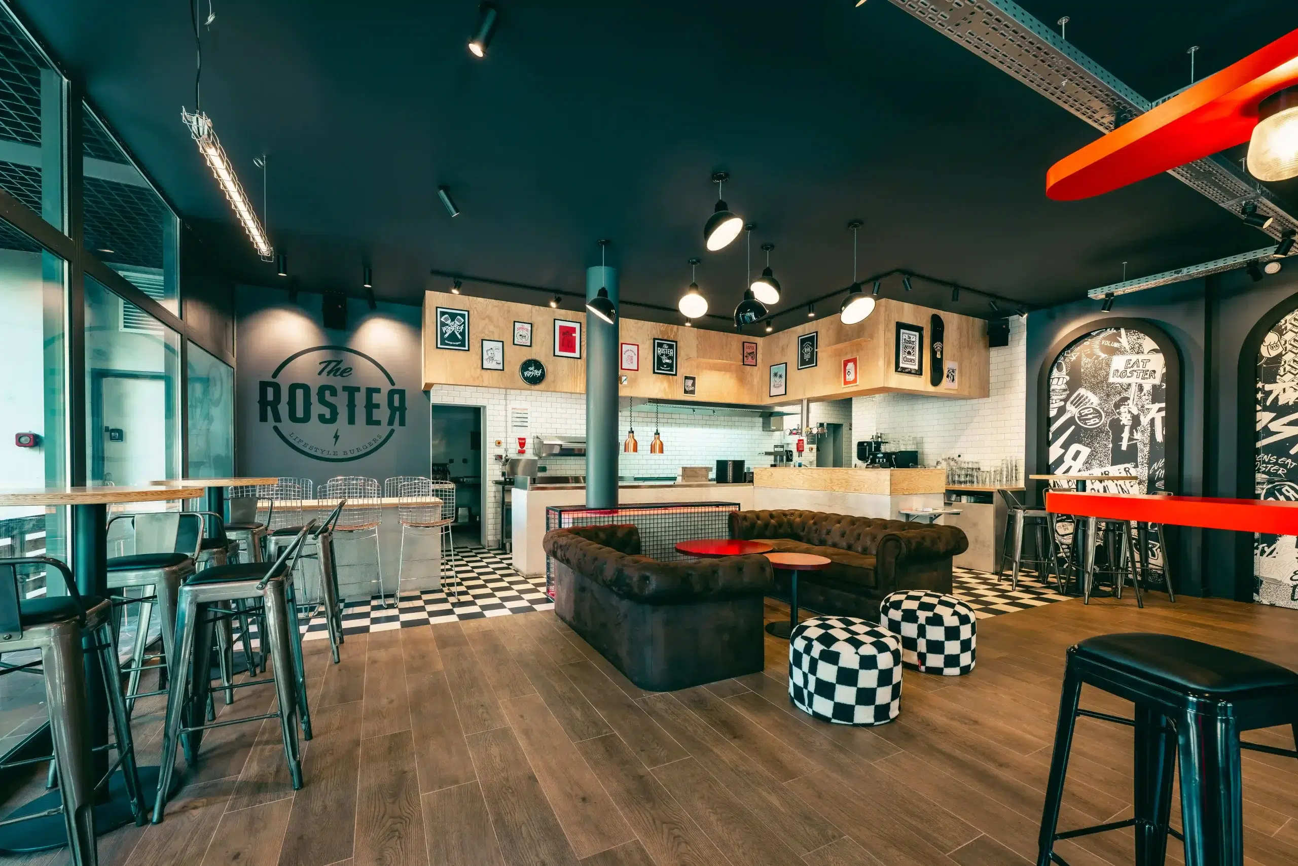 salle de restaurant Le Roster Cluses - ESKIS architecte